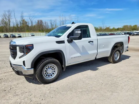 2025 GMC Sierra 1500 Pro