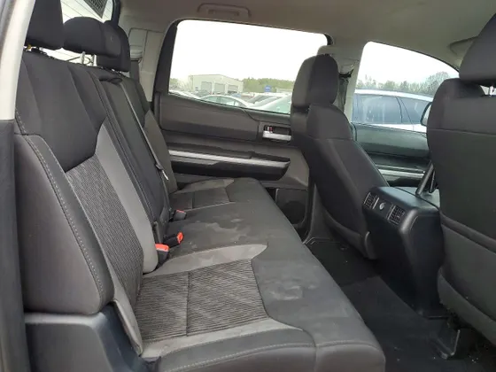 2017 Toyota Tundra 2WD SR5
