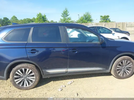 2020 Mitsubishi Outlander ES