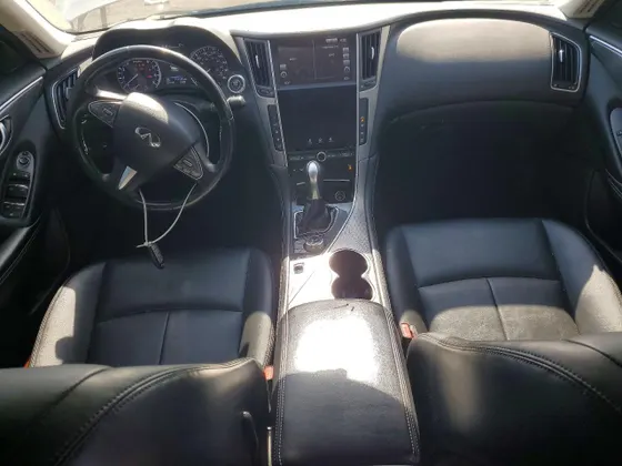2015 INFINITI Q50 Premium