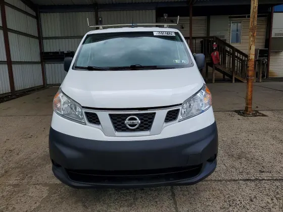 2015 Nissan NV200 SV