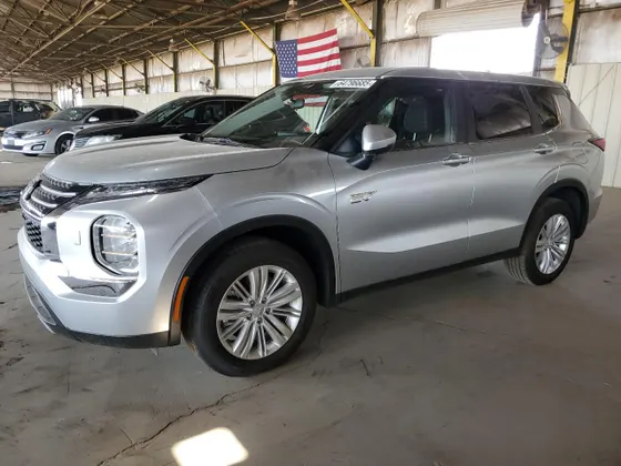 2025 Mitsubishi Outlander PHEV SE