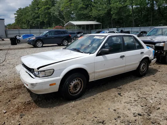 1992 Nissan Stanza GXE