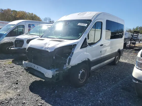 2019 Ford Transit Wagon XLT
