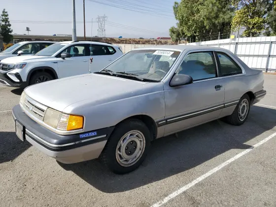 1989 Ford Tempo GL