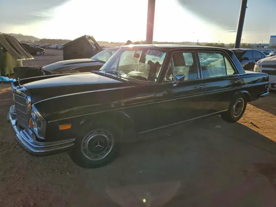1973 Mercedes-Benz 280