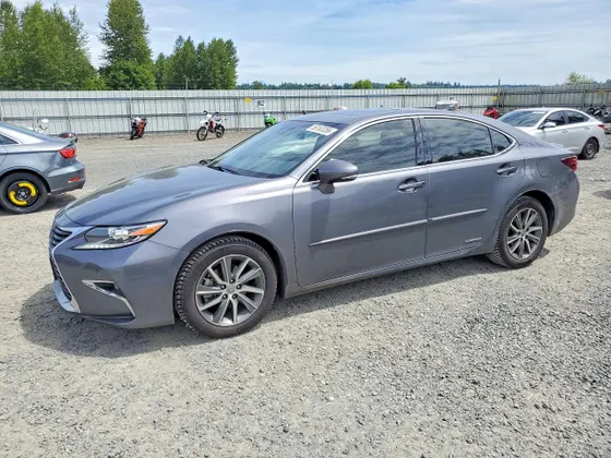 2016 Lexus ES 300h Hybrid