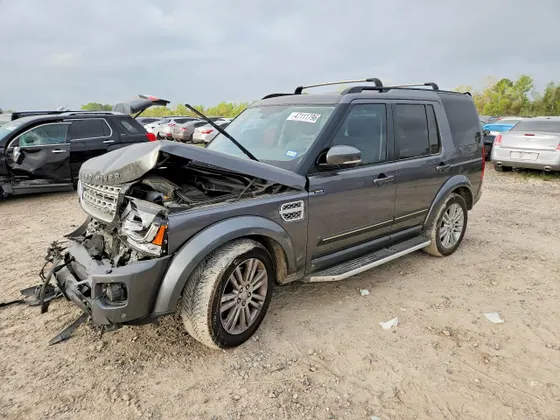2016 Land Rover LR4 HSE LUX
