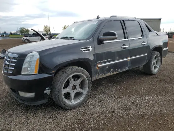 2011 Cadillac Escalade EXT Premium