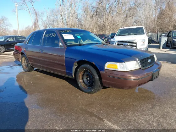 2000 Ford Crown Victoria Police Pkg Police Interceptor