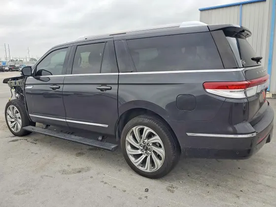 2024 Lincoln Navigator L Reserve