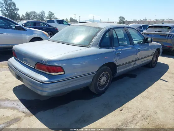 1992 Ford Crown Victoria