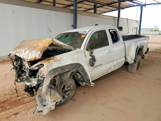 2021 Toyota Tacoma 4WD SR5