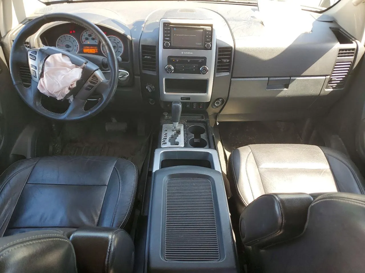 2015 Nissan Titan SL