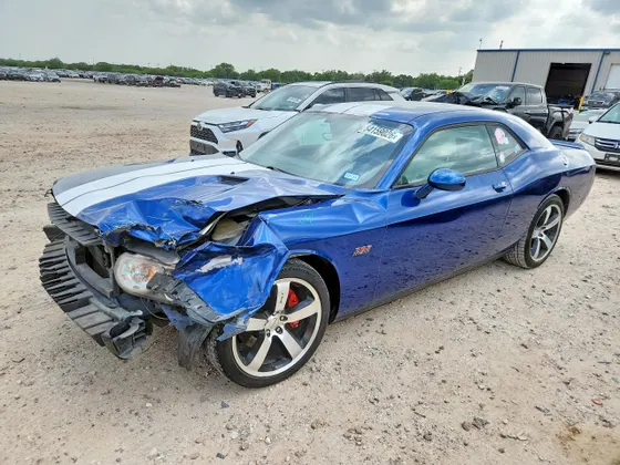 2011 Dodge Challenger SRT8
