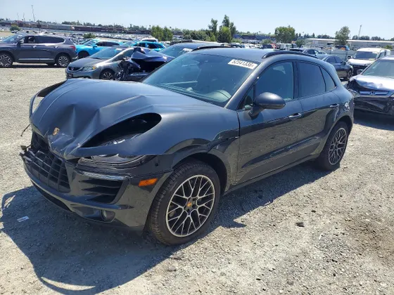 2017 Porsche Macan S