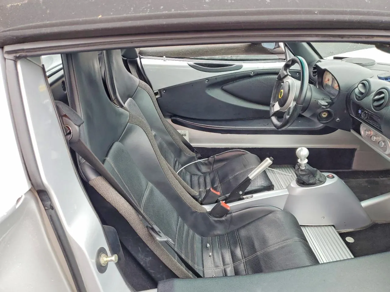 2005 Lotus Elise