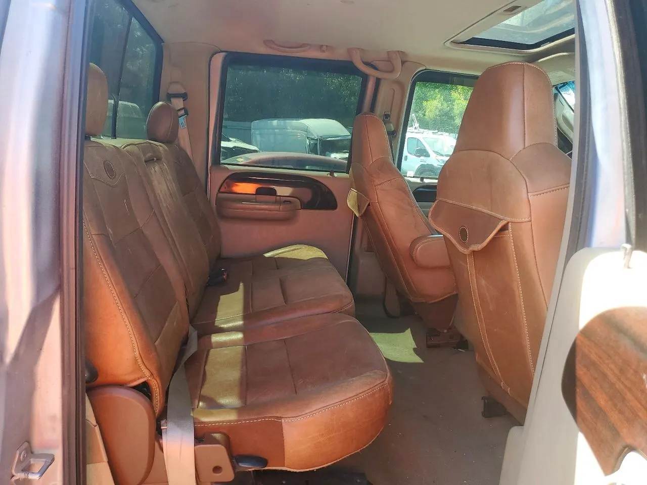 2006 Ford Super Duty F-350 DRW XL