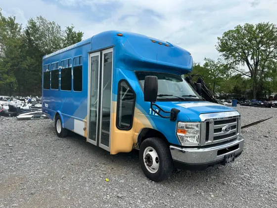 2016 Ford ECONOLINE CARGO E450 SUPER DUTY CUTAWAY VAN