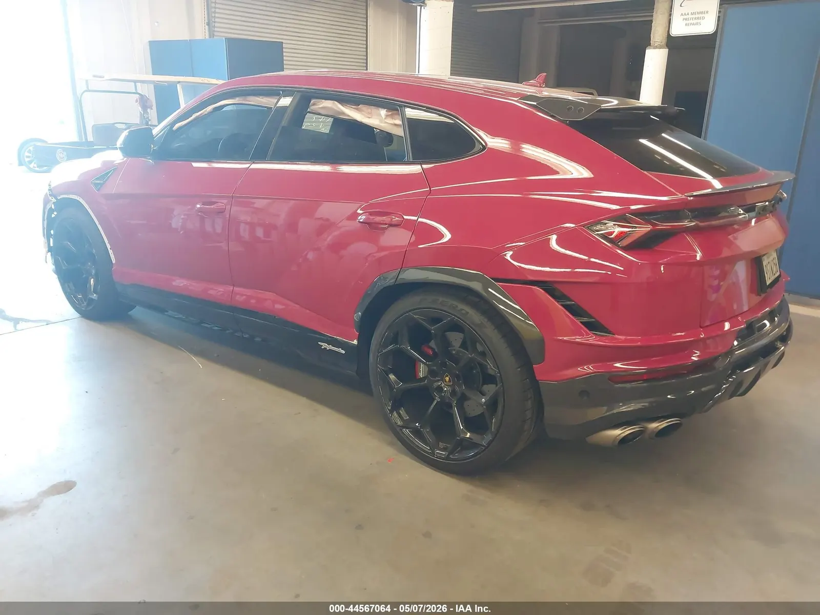 2024 Lamborghini Urus Performante