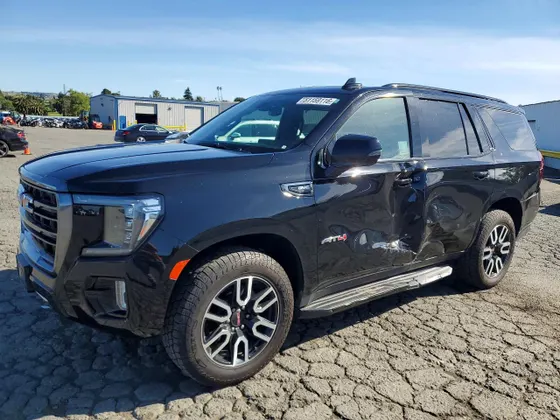 2022 GMC Yukon AT4