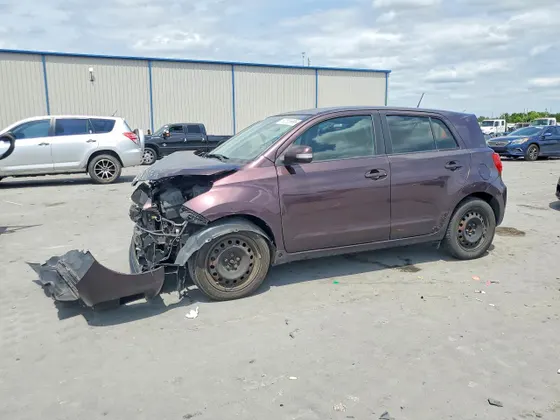 2010 Scion xD