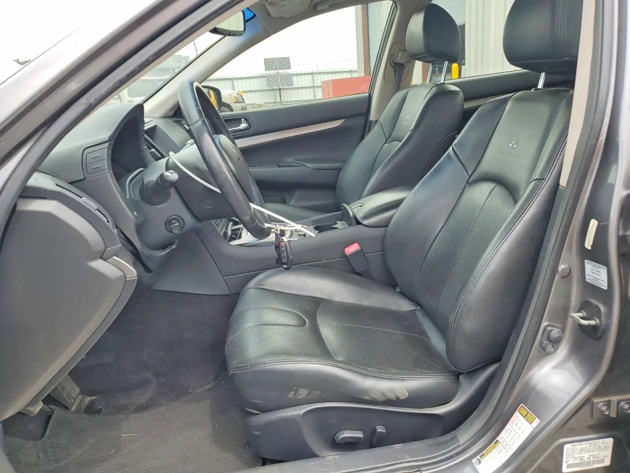2013 INFINITI G37 Sedan x