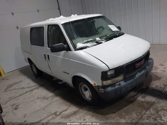 2000 GMC Safari Cargo Van STANDARD