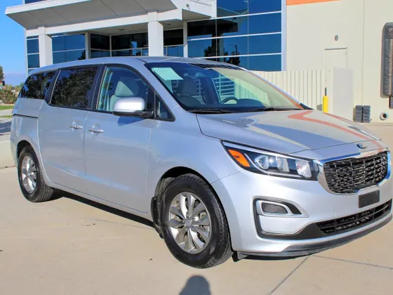 2020 Kia Sedona LX