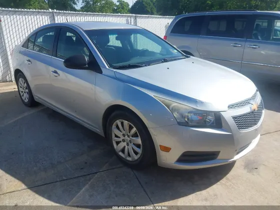 2011 Chevrolet Cruze LS
