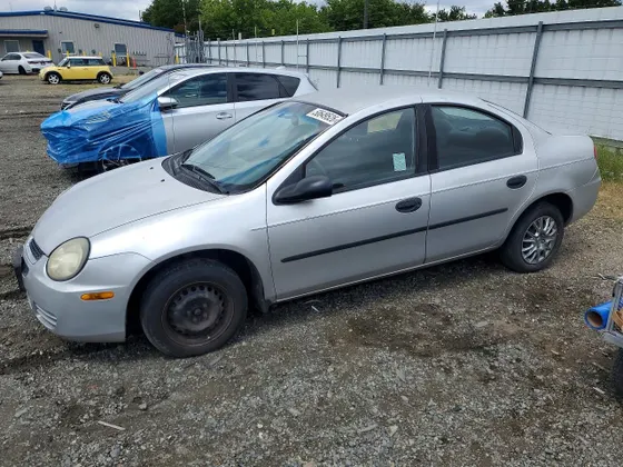 2003 Dodge Neon SE