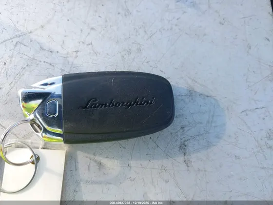 2018 Lamborghini Aventador S