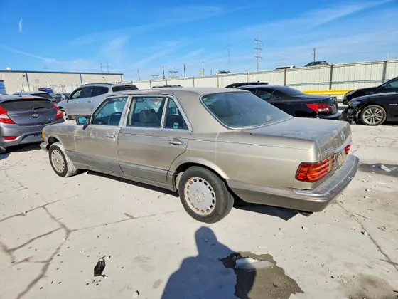 1986 Mercedes-Benz 300 Series 300SDL