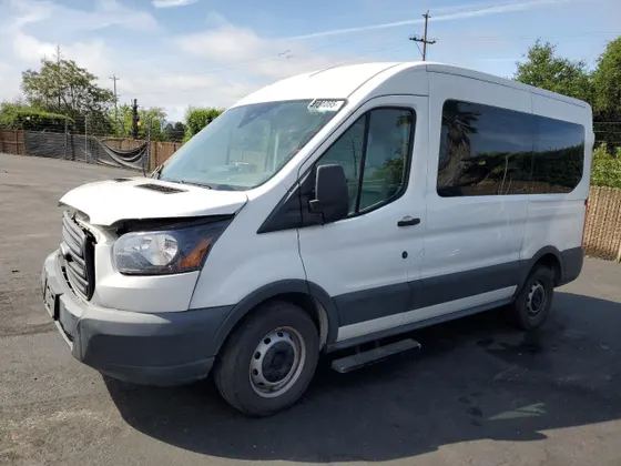 2018 Ford Transit Wagon XLT