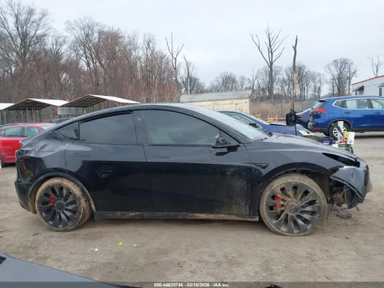 2023 Tesla Model Y Performance
