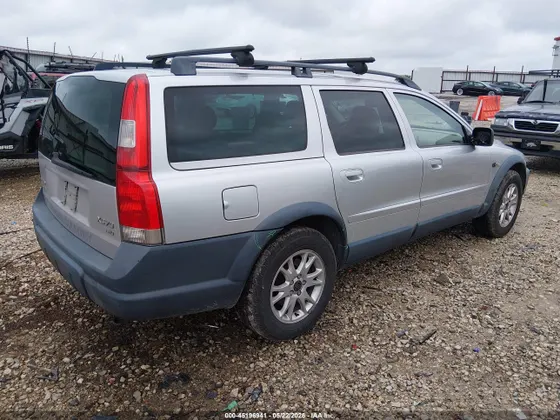 2004 Volvo V70 XC70