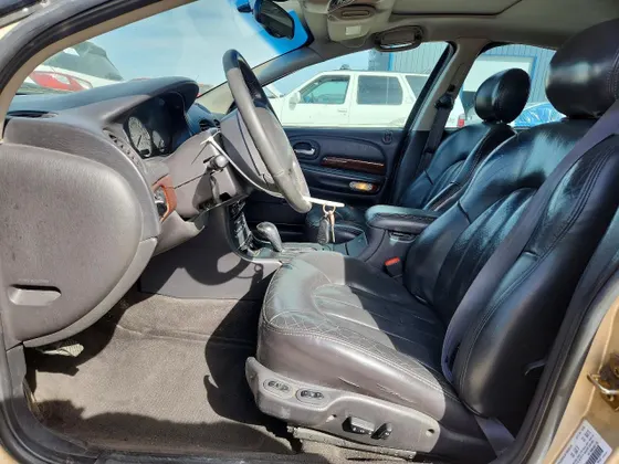 2000 Chrysler 300M