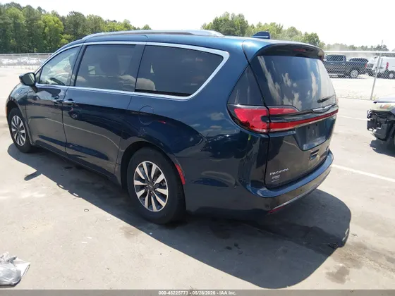 2021 Chrysler Pacifica Hybrid Touring L