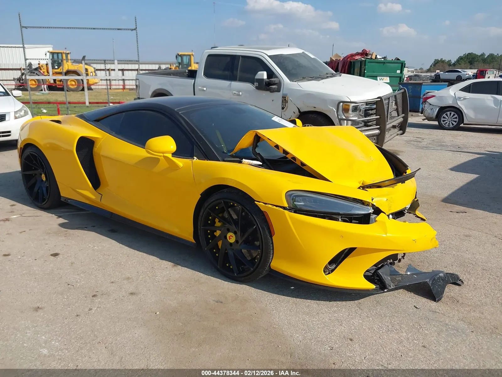 2022 McLaren GT COUPE