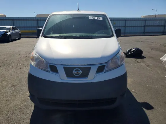 2016 Nissan NV200 SV