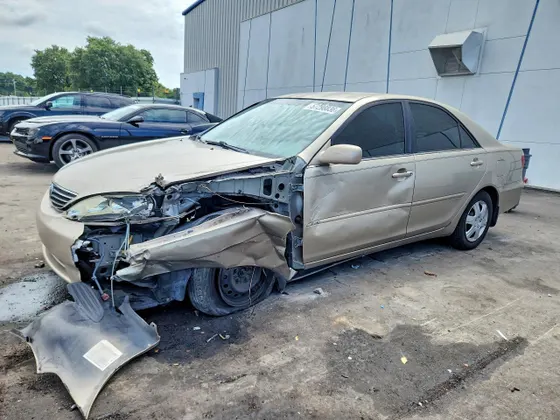 2006 Toyota Camry LE