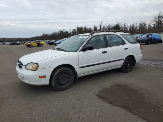 2000 Suzuki Esteem GL