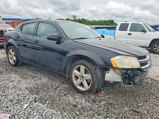 2013 Dodge Avenger SXT