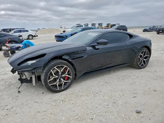 2019 Aston Martin DB11 V8