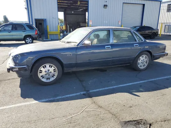 1994 Jaguar XJ Series Sedan XJ6
