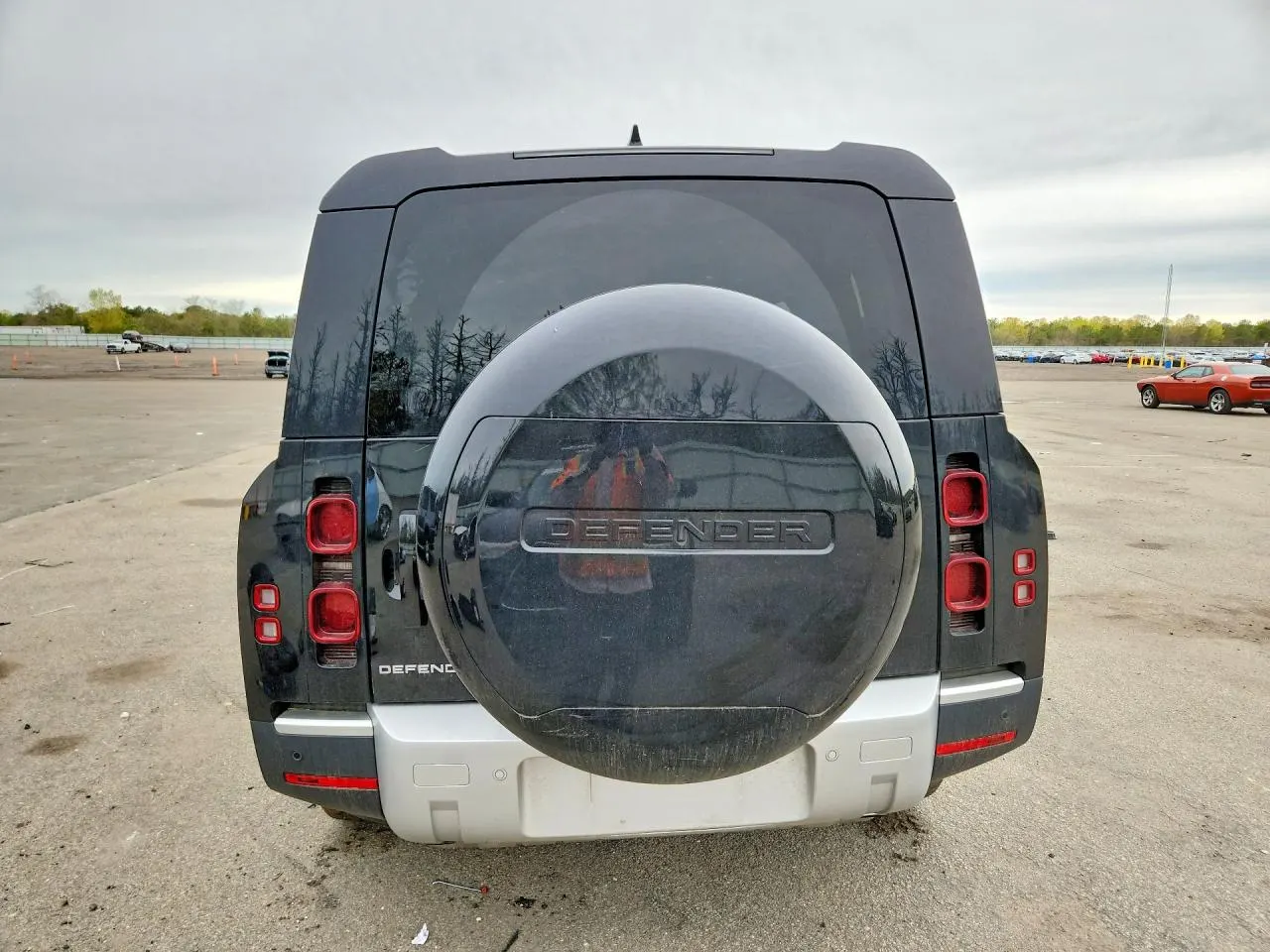 2025 Land Rover Defender S