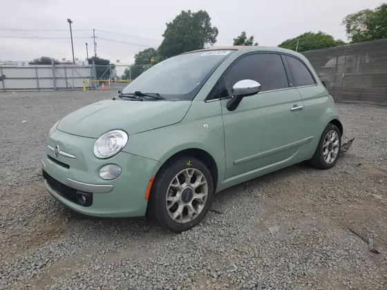 2016 FIAT 500c Lounge