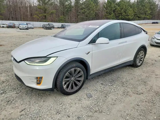 2020 Tesla Model X Long Range