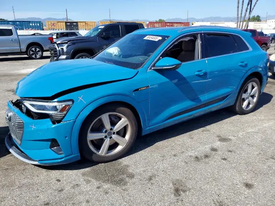 2019 Audi e-tron Premium Plus