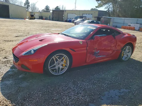 2017 Ferrari California T